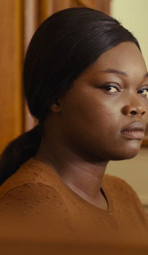 Laurence Coly siendo juzgada en Saint Omer