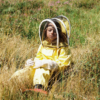 Lucía, protagonista de 20.000 especies de abejas