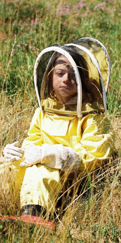 Lucía, protagonista de 20.000 especies de abejas